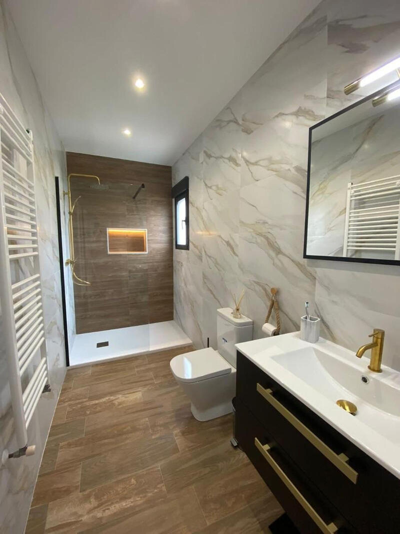 3 Cuarto Villa en venta