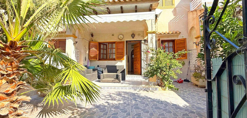 Lägenhet till salu i Torrevieja, Alicante