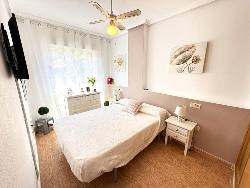 2 slaapkamer Appartement Te koop