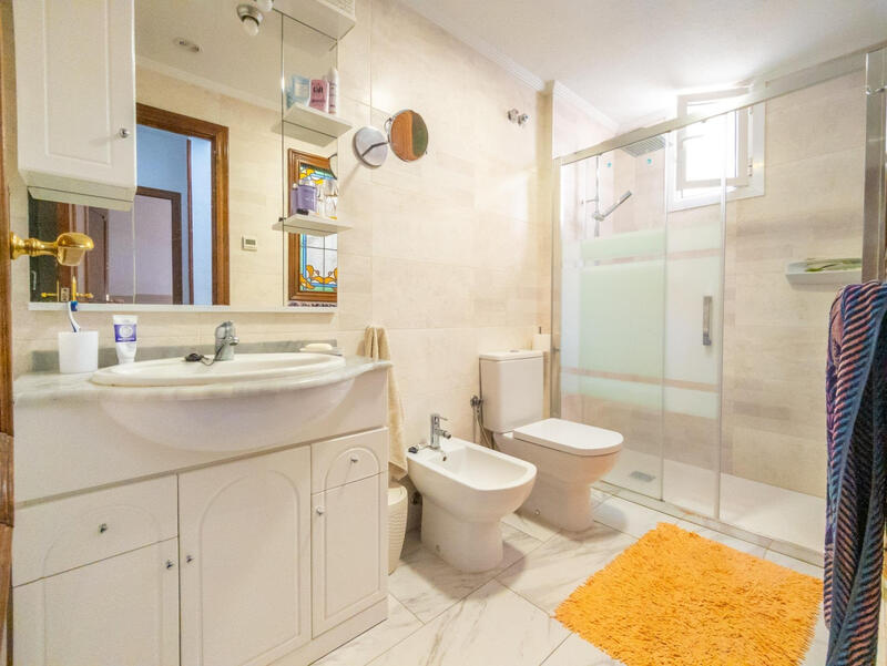 3 bedroom Townhouse for sale