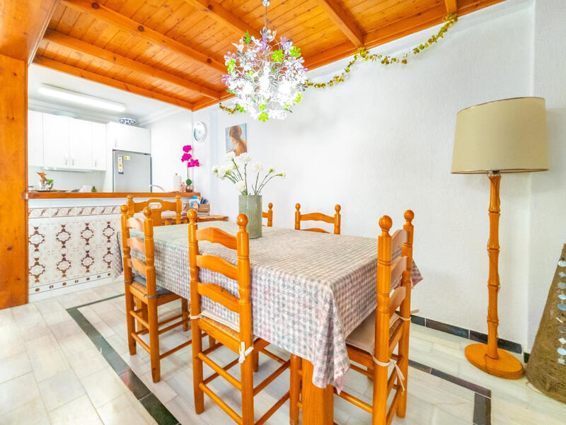 3 bedroom Townhouse for sale