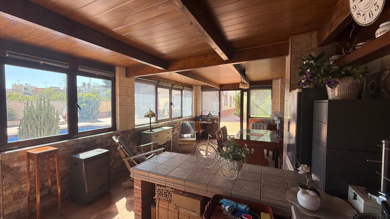 7 bedroom Villa for sale