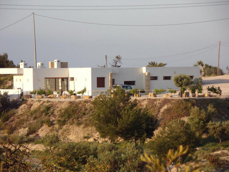 4 Cuarto Villa en venta