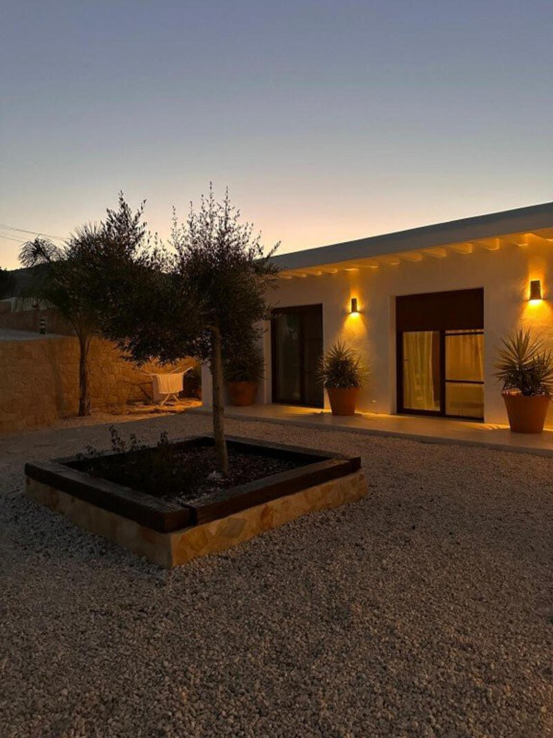 4 Cuarto Villa en venta