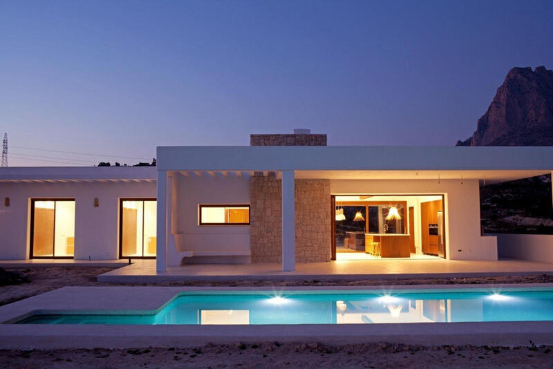 4 Cuarto Villa en venta
