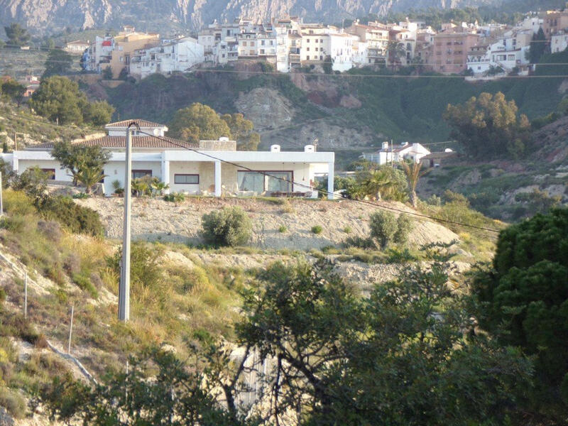4 Cuarto Villa en venta