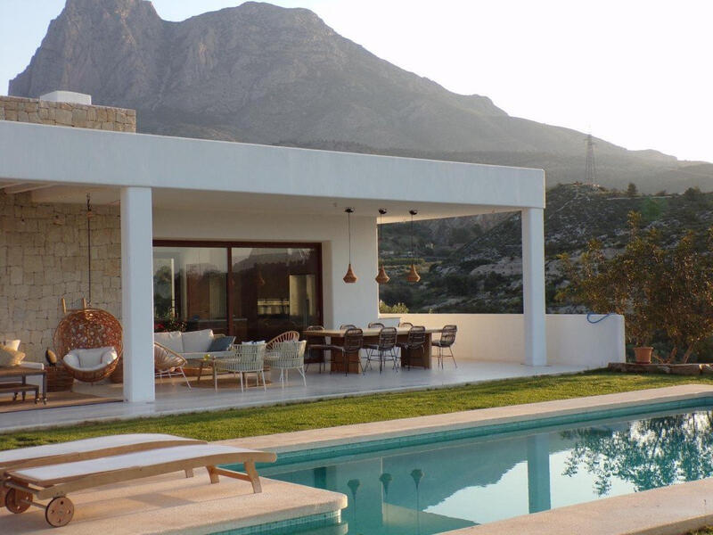 4 Cuarto Villa en venta