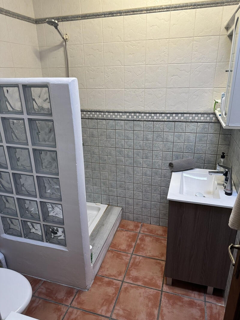 2 Cuarto Casa de Campo en venta