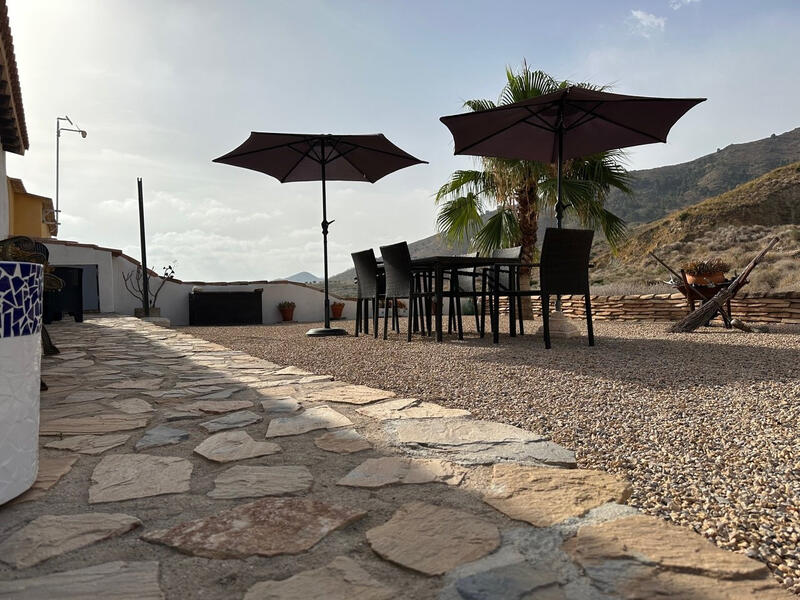 2 Cuarto Casa de Campo en venta