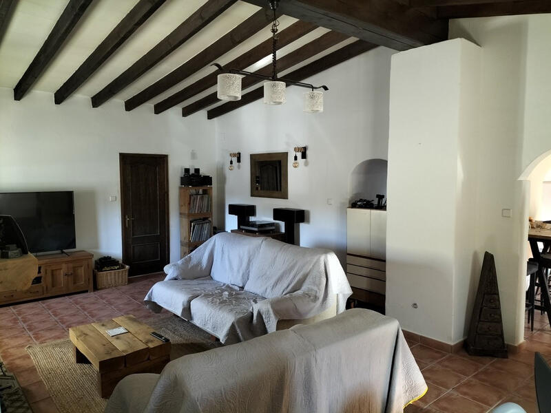 2 Cuarto Casa de Campo en venta