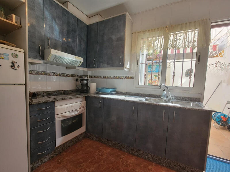 3 Schlafzimmer Stadthaus zu verkaufen