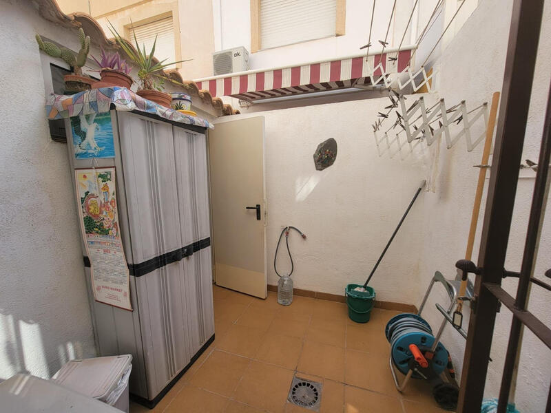 3 Schlafzimmer Stadthaus zu verkaufen