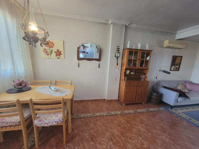 3 Schlafzimmer Stadthaus zu verkaufen
