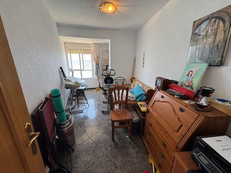 3 bedroom Apartment for sale