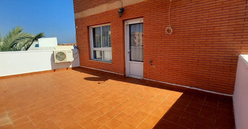 Adosado en venta en Torrevieja, Alicante