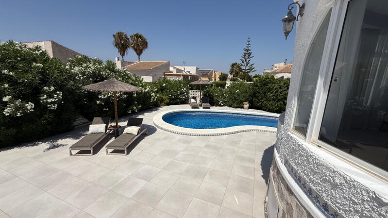 3 bedroom Villa for sale