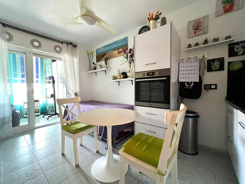 Lejlighed til salg i Torrevieja, Alicante