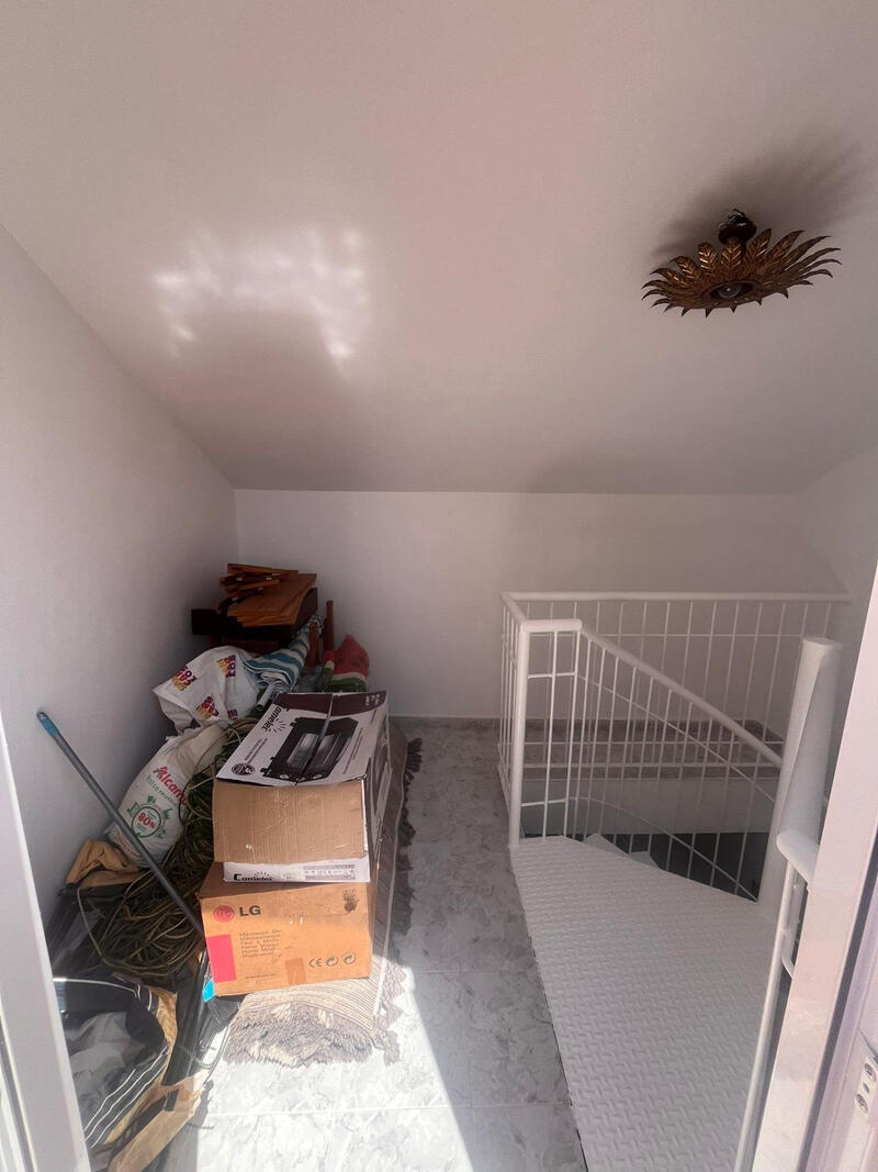2 Cuarto Villa en venta