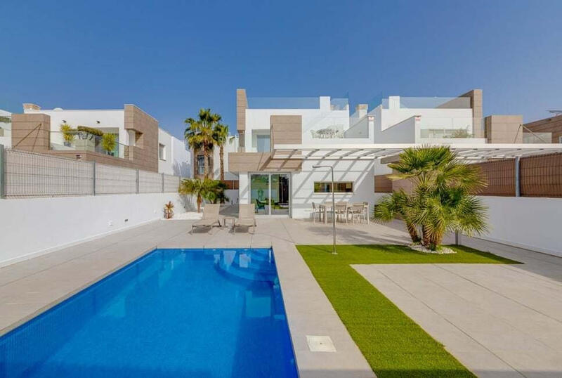 3 bedroom Villa for sale