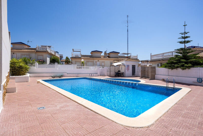 Duplex zu verkaufen in Benijófar, Alicante
