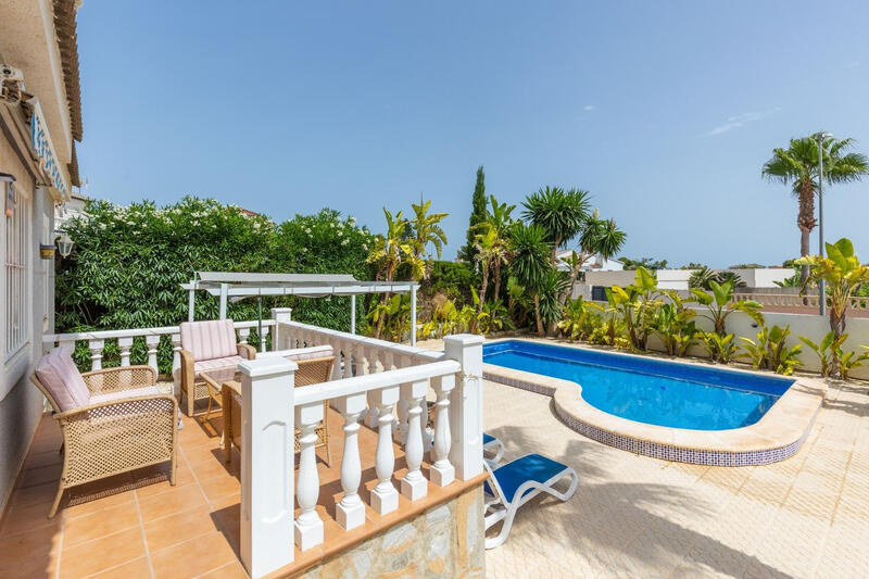 5 bedroom Villa for sale