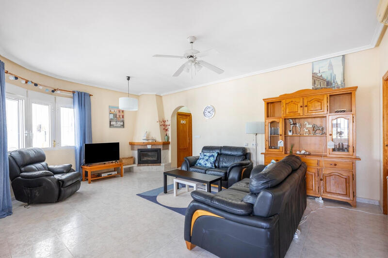 5 bedroom Villa for sale