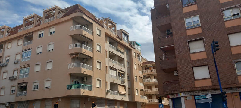 2 спальная комната квартира продается