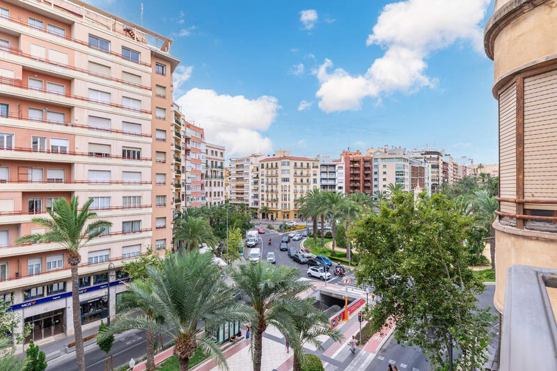 Lejlighed til salg i Alacant/Alicante, Alicante