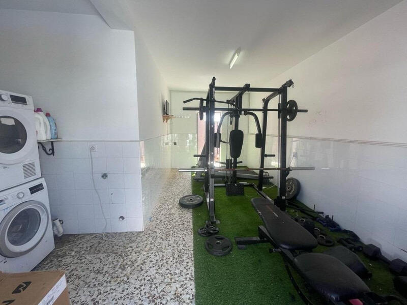 5 bedroom Villa for sale