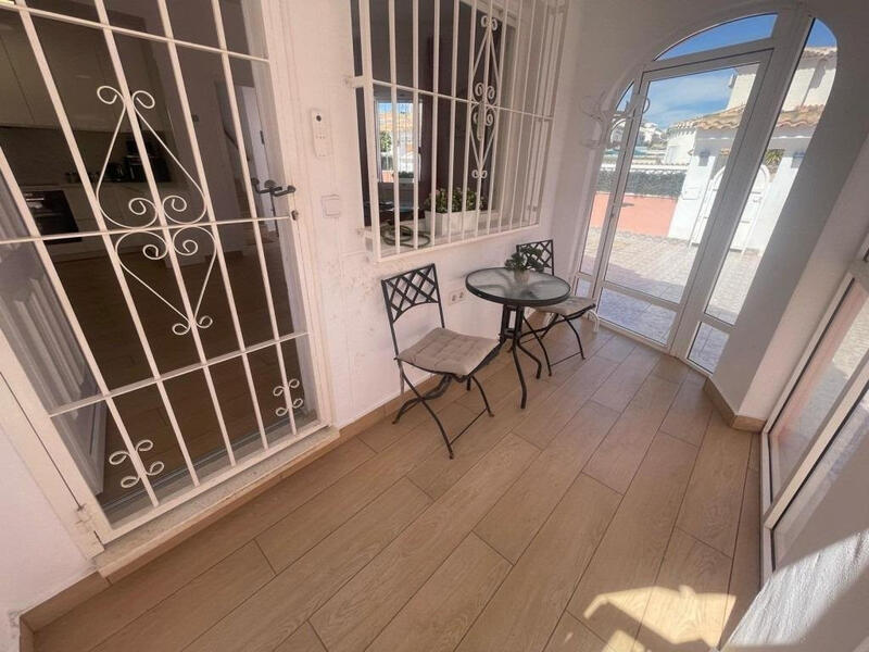 5 bedroom Villa for sale