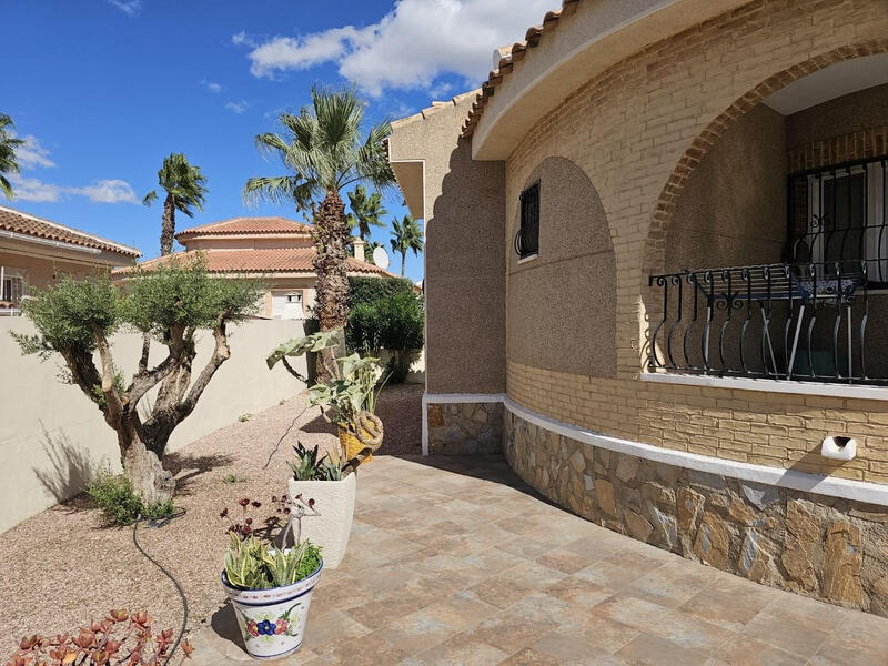 3 bedroom Villa for sale