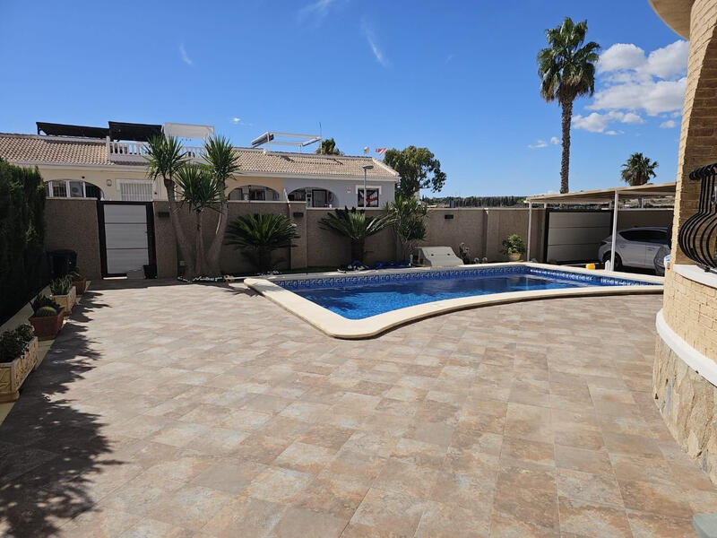 3 bedroom Villa for sale