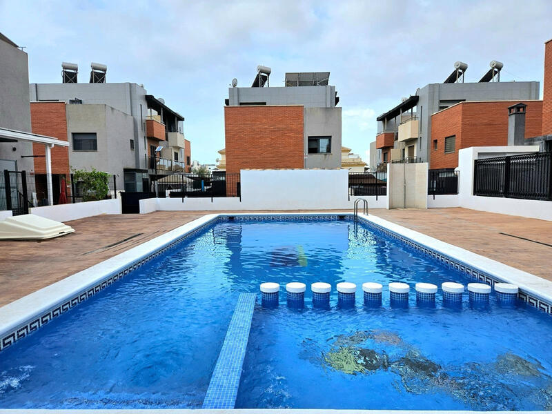 3 Cuarto Villa en venta