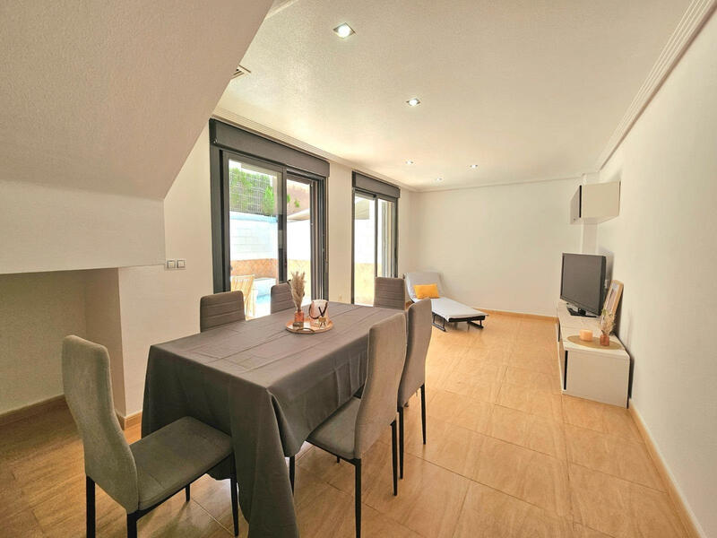 3 Cuarto Villa en venta