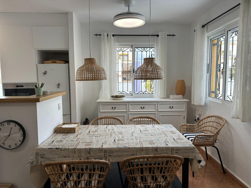 3 bedroom Townhouse for sale