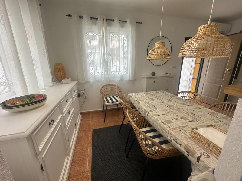 3 bedroom Townhouse for sale