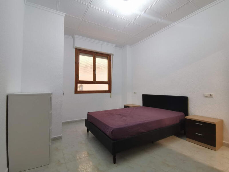 4 bedroom Apartment for sale