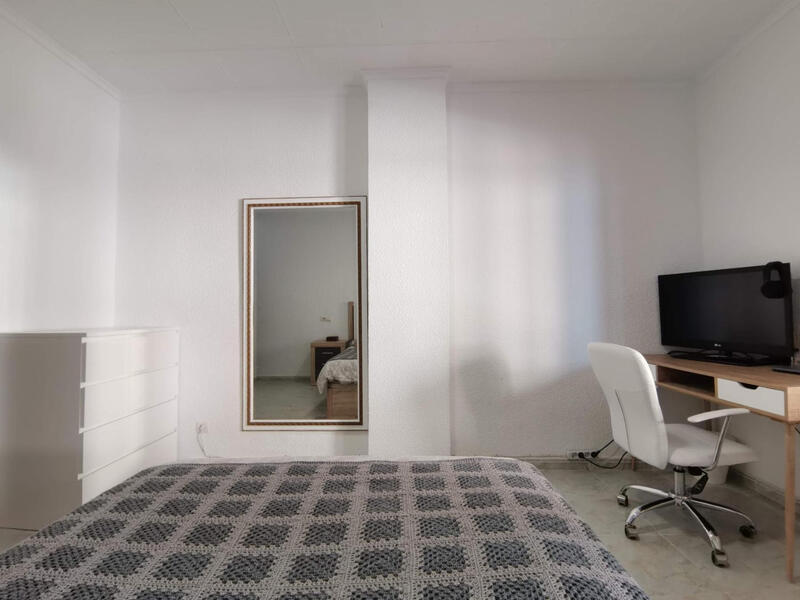 4 bedroom Apartment for sale
