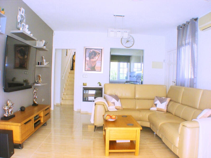 3 Cuarto Villa en venta
