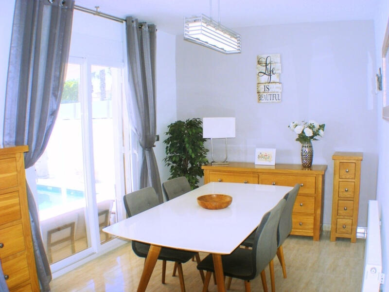 3 Cuarto Villa en venta