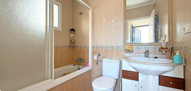 3 Cuarto Adosado en venta