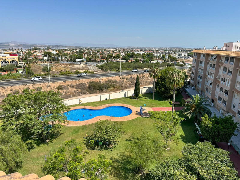 Appartement zu verkaufen in Torrevieja, Alicante