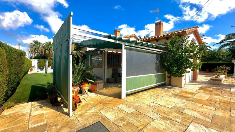 3 Cuarto Villa en venta
