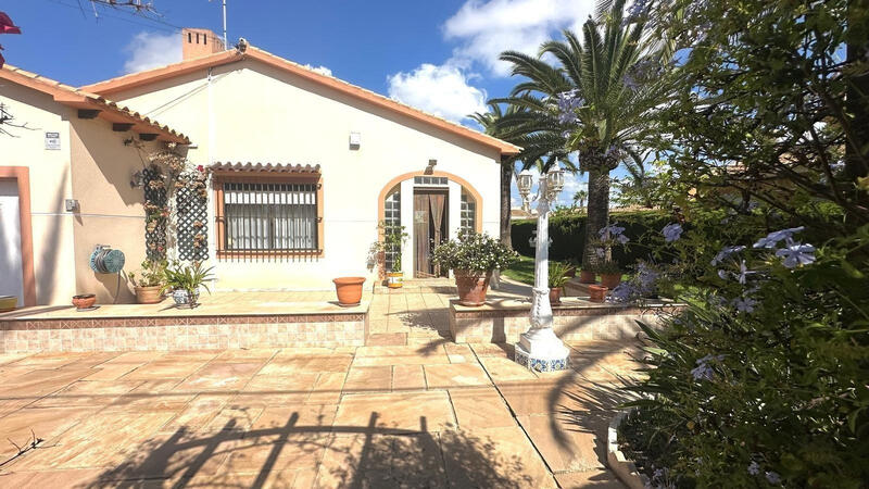 3 Cuarto Villa en venta