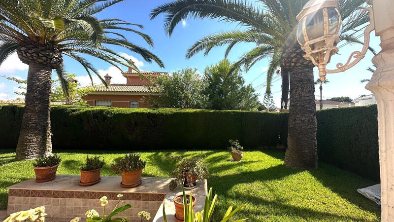 3 Cuarto Villa en venta