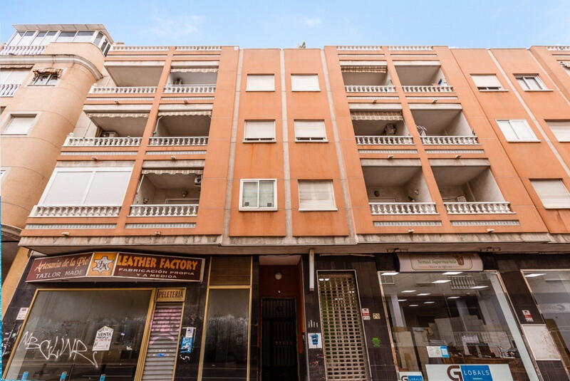 2 slaapkamer Appartement Te koop