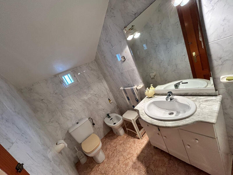 5 Cuarto Dúplex en venta