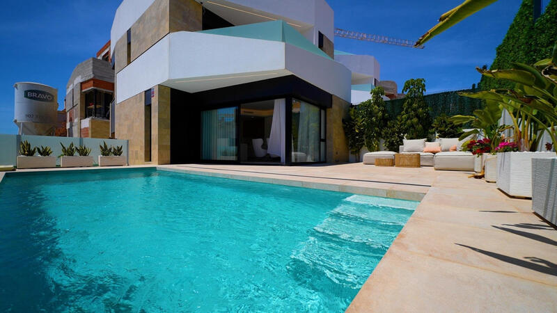 вилла продается в Orihuela Costa, Alicante