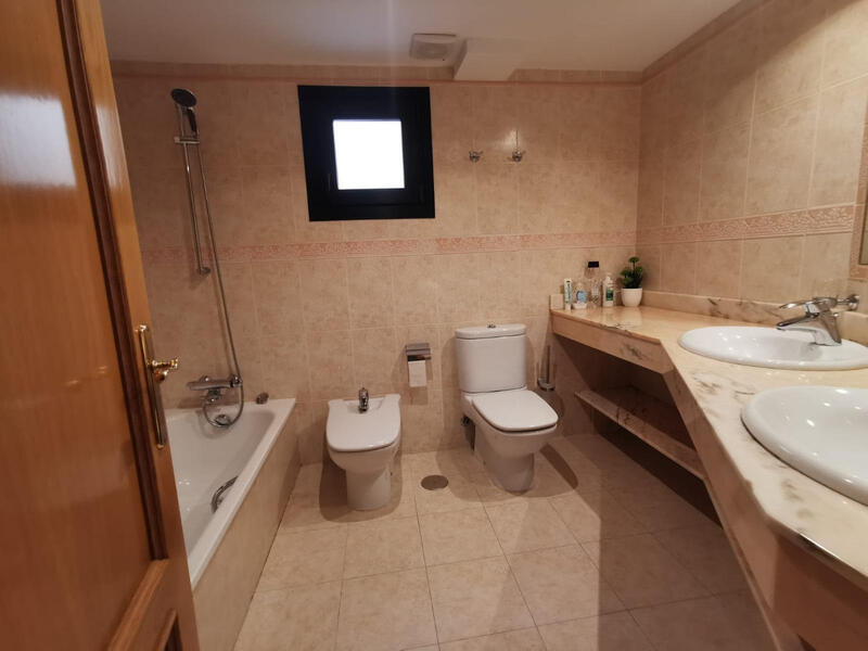 3 Schlafzimmer Appartement zu verkaufen