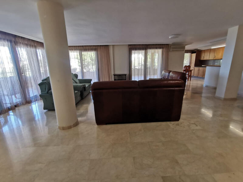 3 Schlafzimmer Appartement zu verkaufen
